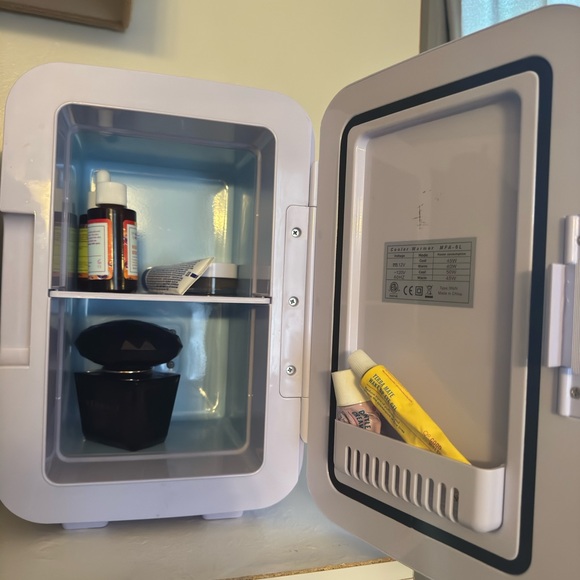 Good Molecules Mini Refrigerator (read description) - Picture 2 of 4